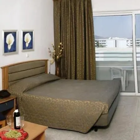 Memphis Otel 3*