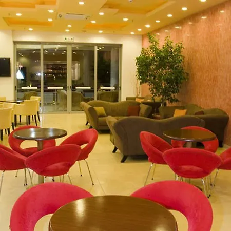 Memphis Hotel